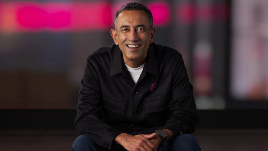 H T-Mobile ορίζει τον Srini Gopalan ως τον επόμενο διευθύνοντα σύμβουλό της