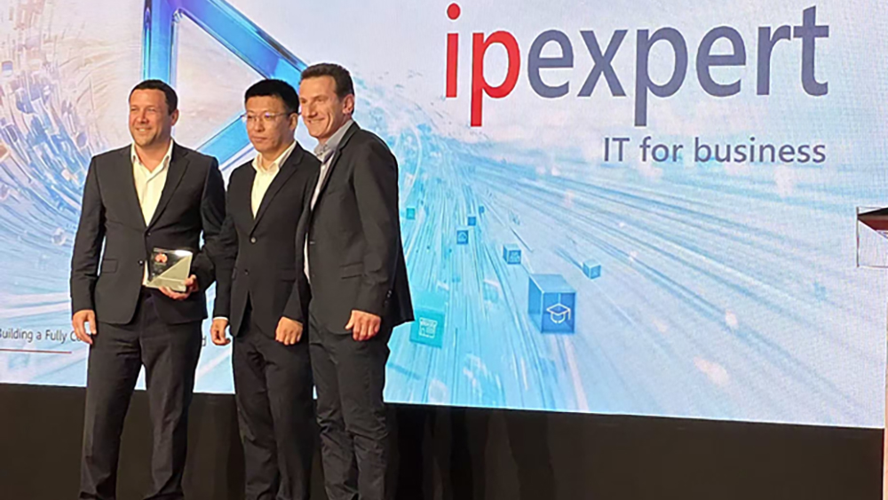 Η ipexpert διακρίθηκε διεθνώς με το βραβείο Huawei 2025 SEE Valuable Commercial Business Partner